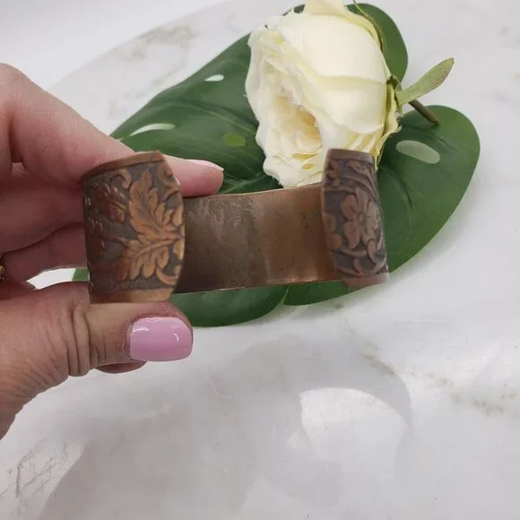 Vintage Handmade Genuine Solid Copper Floral Vine Relief Engraved Cuff Bracelet